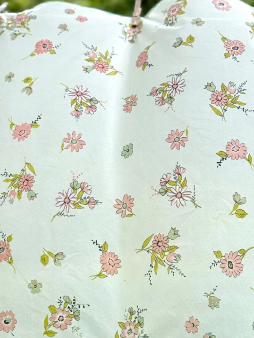 Vintage Glentex Nylon Chiffon Scarf 27in Square Peach Daisies on Off White Japan